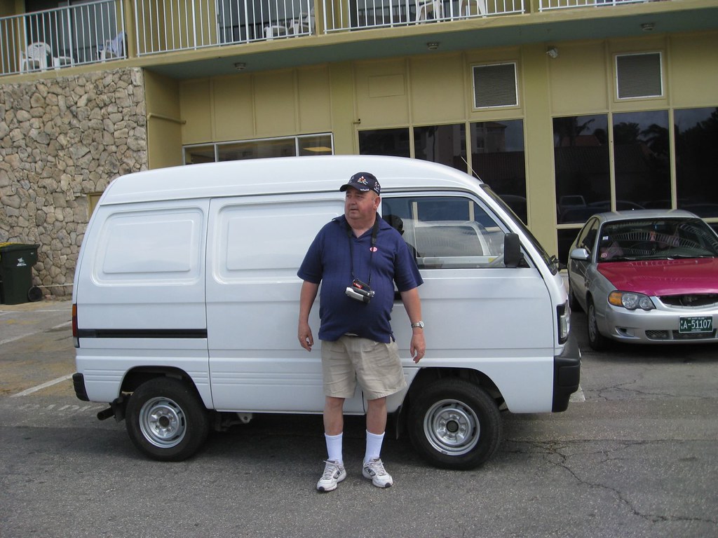 Aruba ONE HAPPY ISLAND with very small vans it is a … Lynn