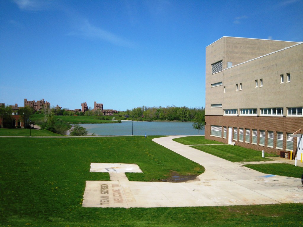 UB Campus May 2008 UB campus Victor E. Buffalo Flickr