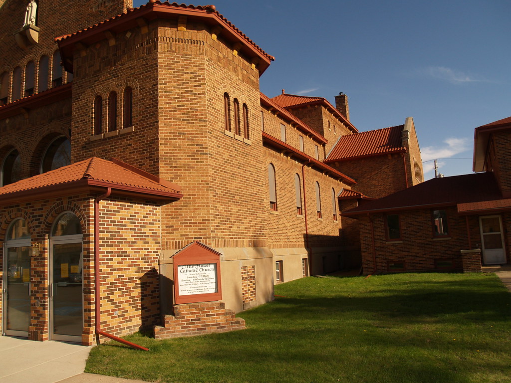 Rugby, North Dakota Andrew Filer Flickr