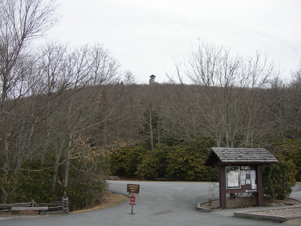 Brasstown Bald Taken from the parking lot. Jimmy Emerson, DVM Flickr