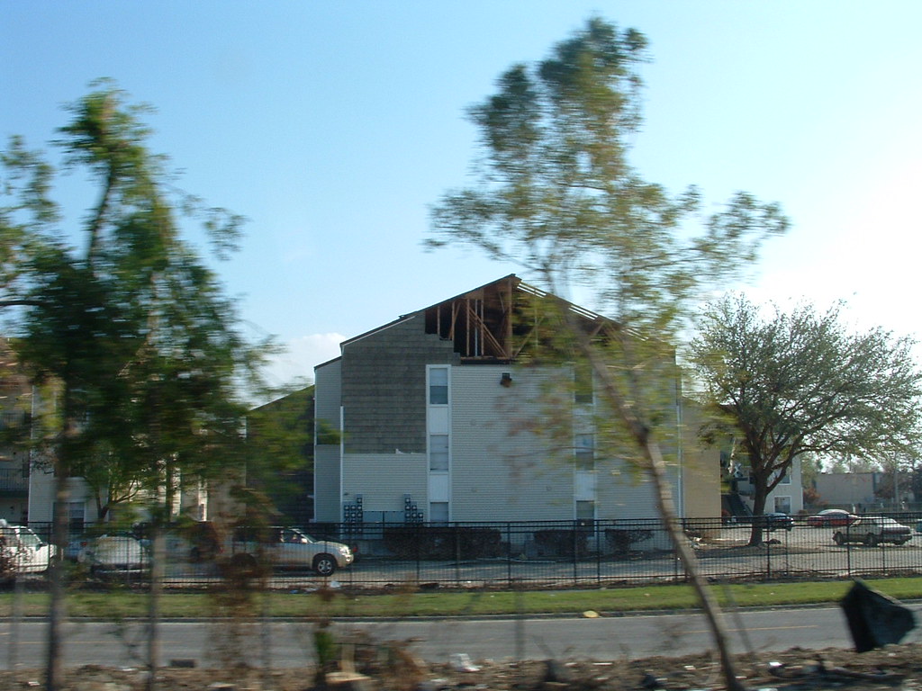 New Orleans East An apartment complex in New Orleans East … Flickr