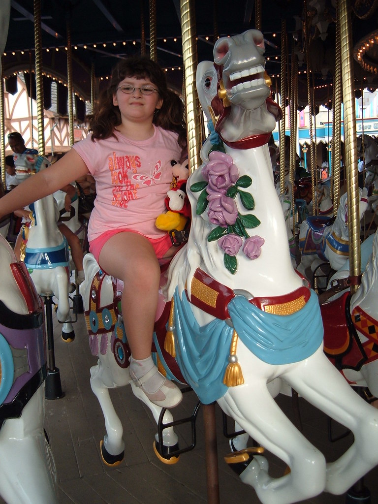 Cinderella's Horse on Carousel at Magic Kingdom Walt Disne… Flickr