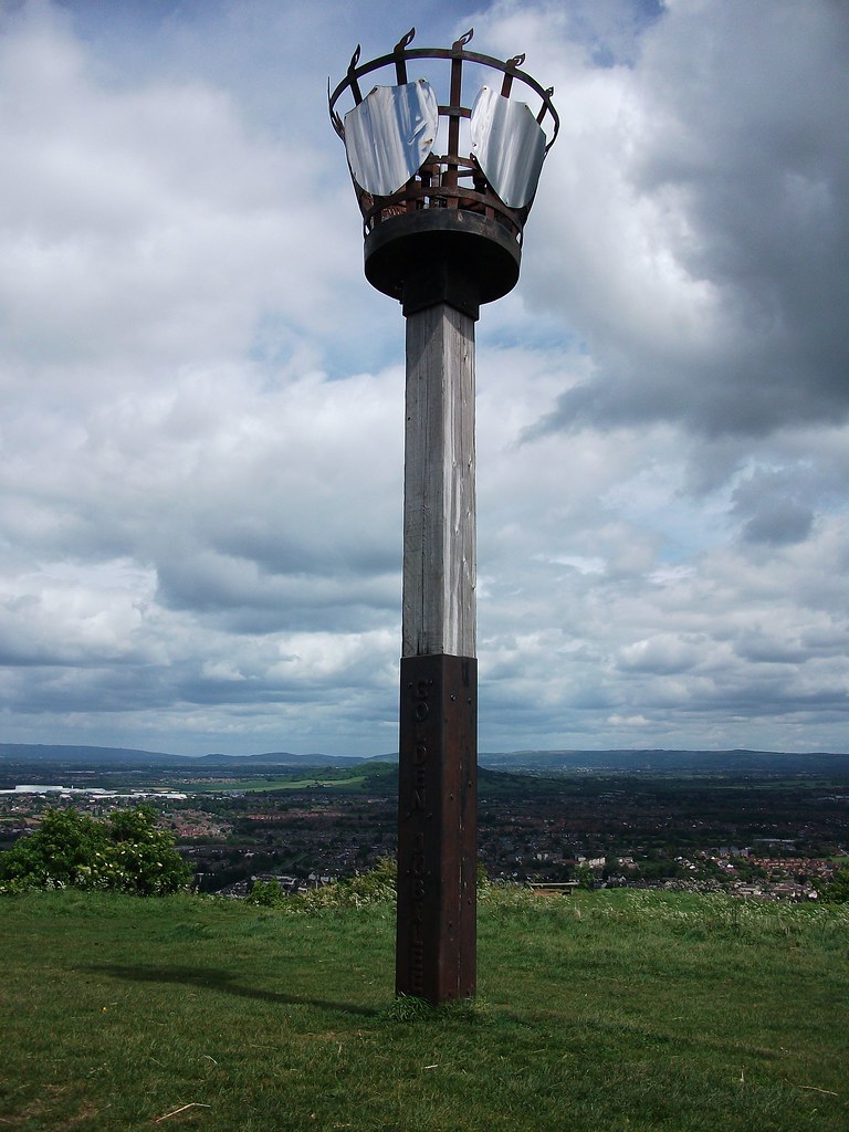 Golden Jubilee Beacon, Robinswood Hill, Tuffley The beacon… Flickr