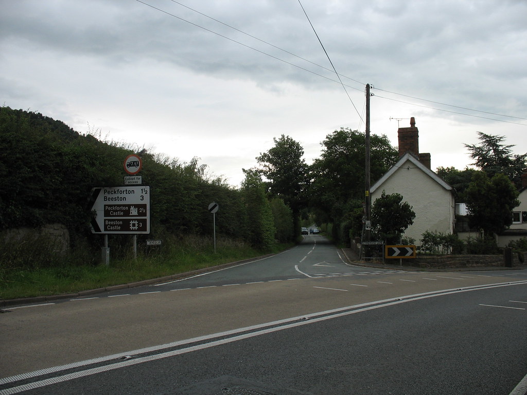 Wrexham Road & Stone House Lane, Malpas, Cheshire, England… Flickr