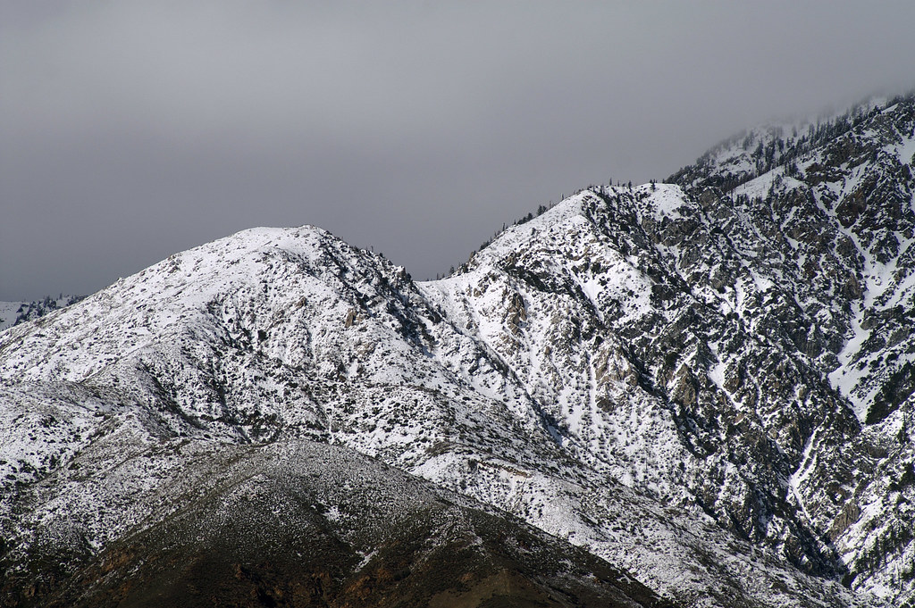 Cucamonga Peak snow close up PICT9567a.jpg Erik Nielsen Flickr