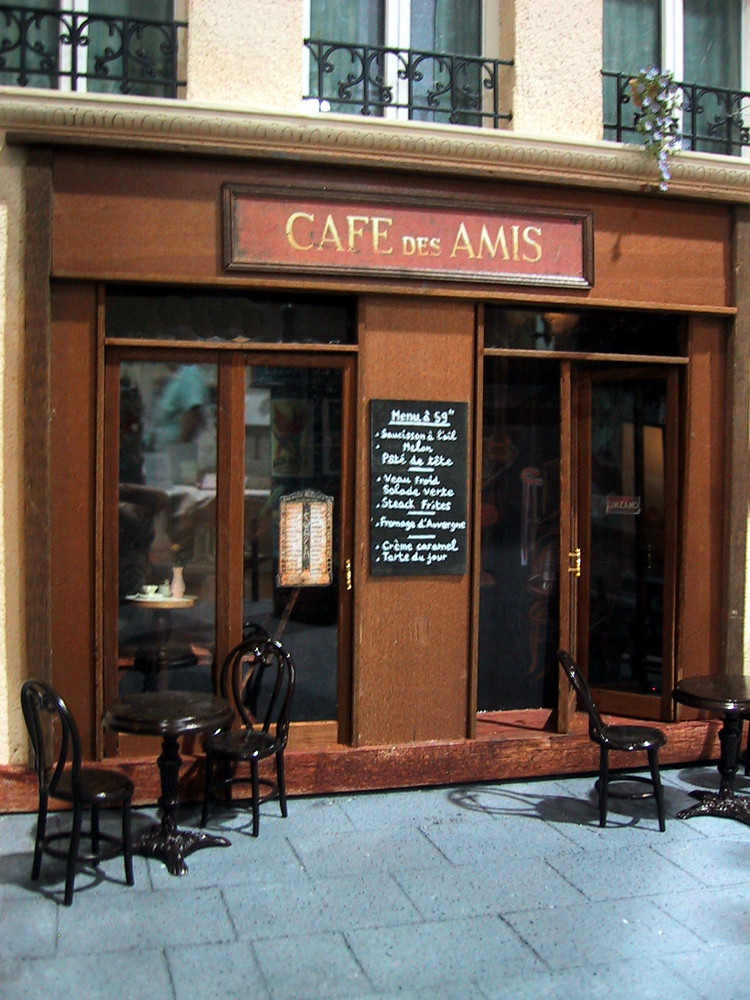 Cafe des Amis 1/12th scale dolls house miniature at the 20… Flickr