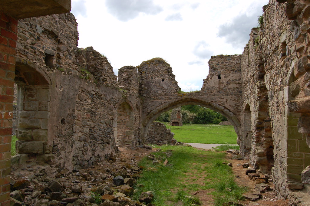 Arched (Grace Dieu Priory) Grace Dieu Priory near Loughbor… Flickr
