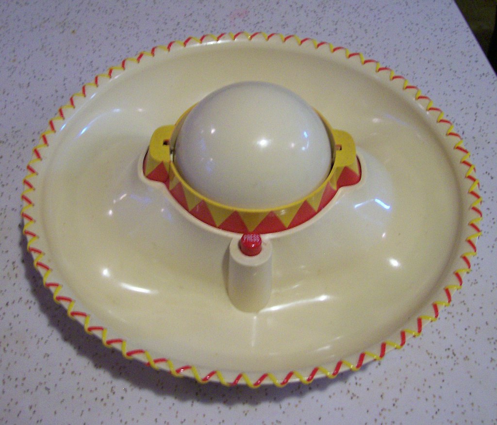 Mexican Chip & Dip Bowl When you push the button the lid r… Flickr