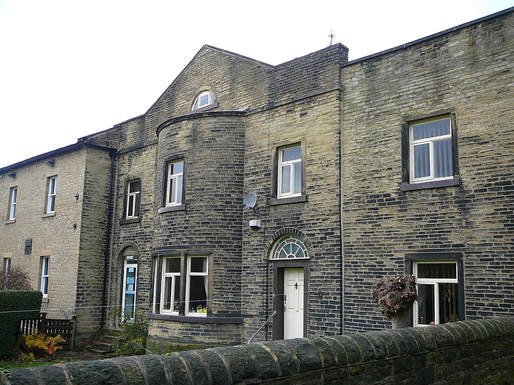 old house in Elland Tim Green Flickr
