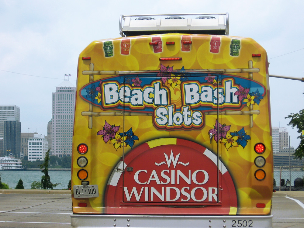 Casino Windsor Shuttle Bus Riverside Drive Windsor, Ontari… Flickr