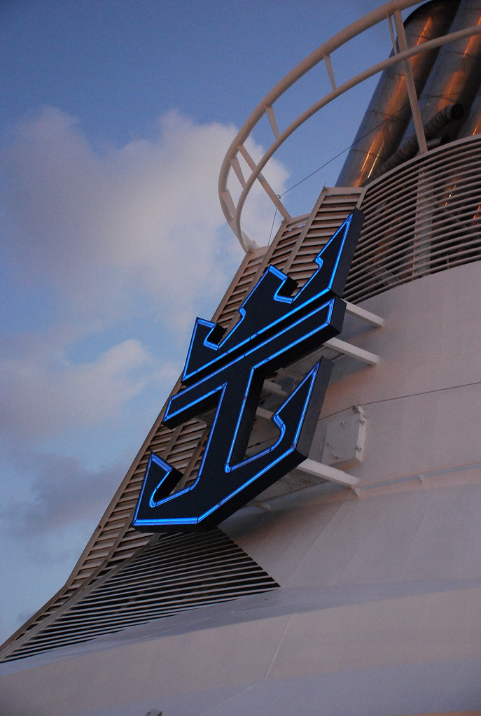 Royal Caribbean logo Royal Caribbean's Enchantment of the … Flickr