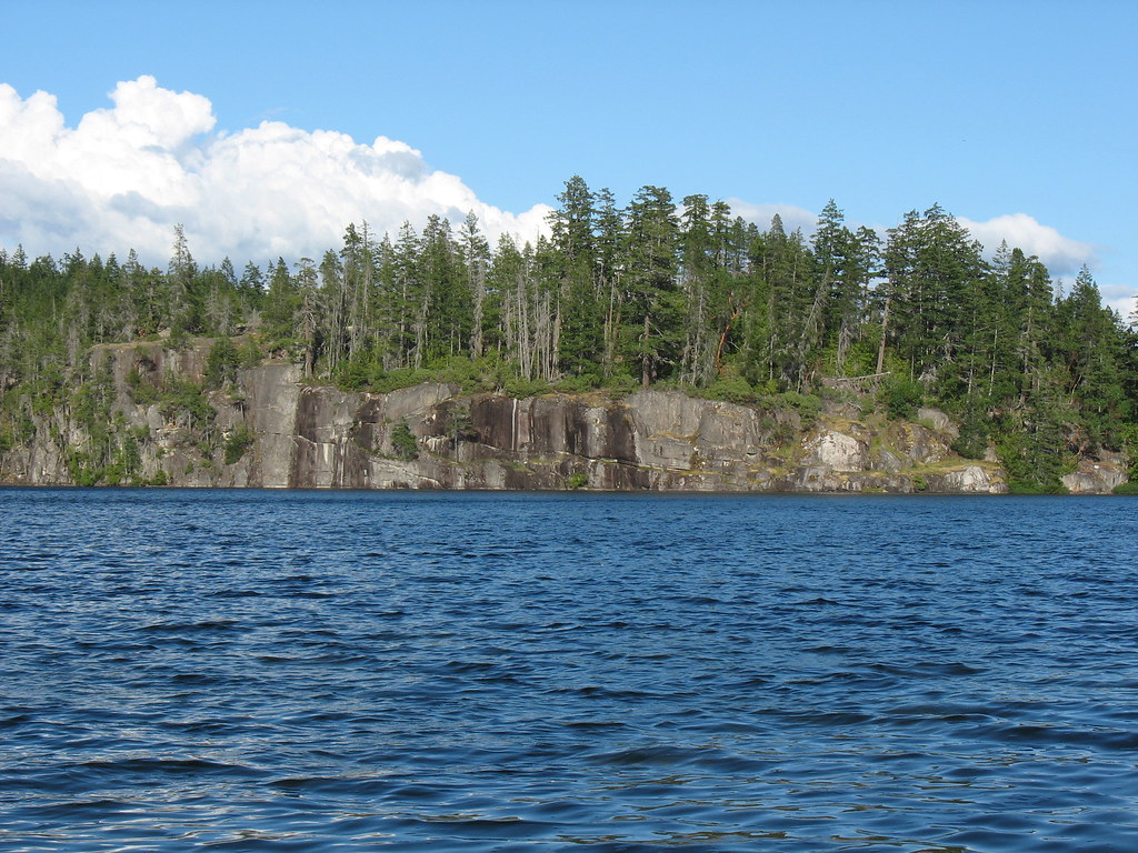 Turtle Island, Hague Lake Gerry Thomasen Flickr