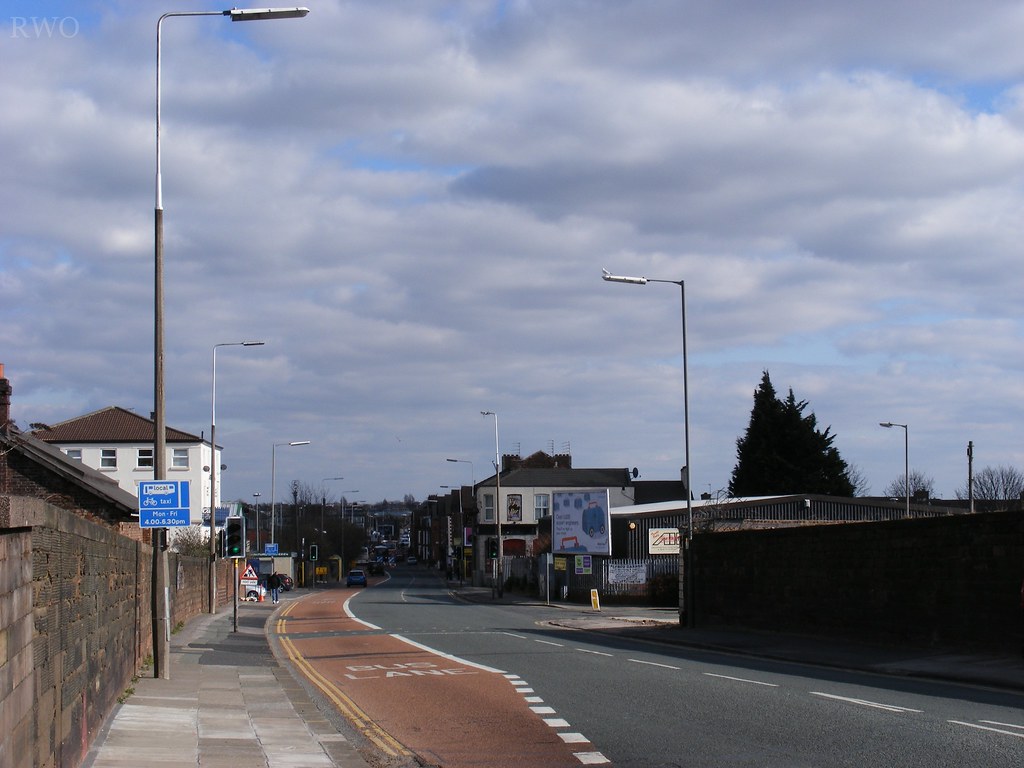 Wavertree Road, Wavertree Spofforth Road runs off to the r… Flickr