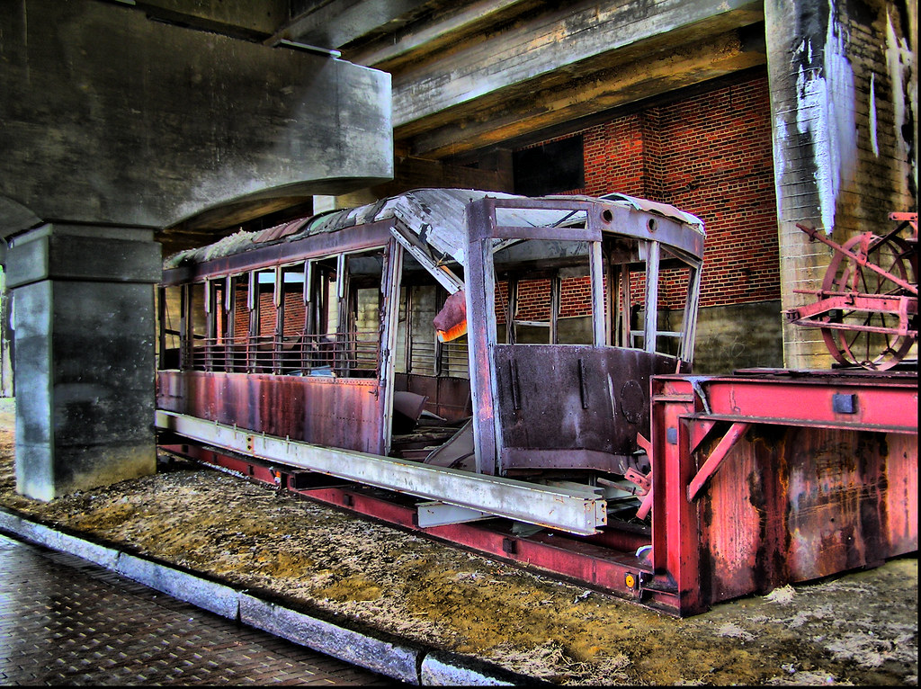 Streetcar Petersburg, Virginia This old, decaying streetc… Flickr