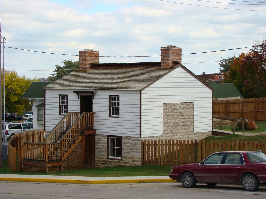 Huck Finn's House Hannibal, MO Jim Davis Flickr