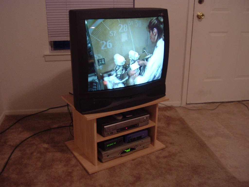 New T.V. Stand Finally picked up a smaller T.V. stand from… Flickr
