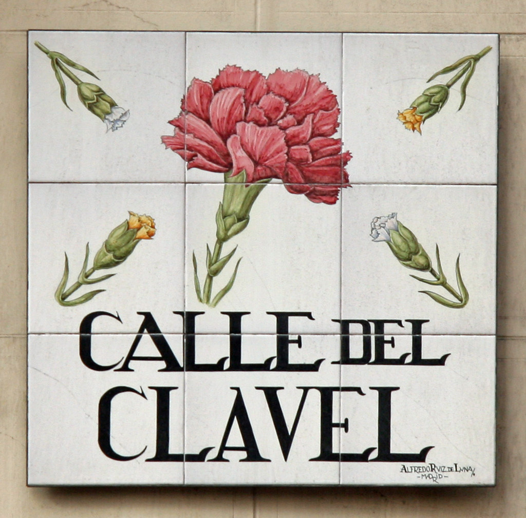 Street sign in Madrid Modern Madrid has conventional, bori… Flickr