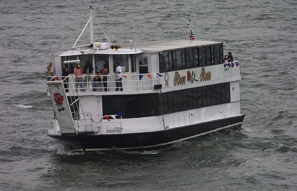 RIVER ROSE in New York, USA. Sept 2006 River Rose. Seen he… Flickr