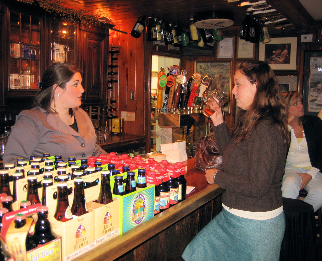 Amanda and Kristin Olney Ale House manager Amanda (l); Leg… Flickr