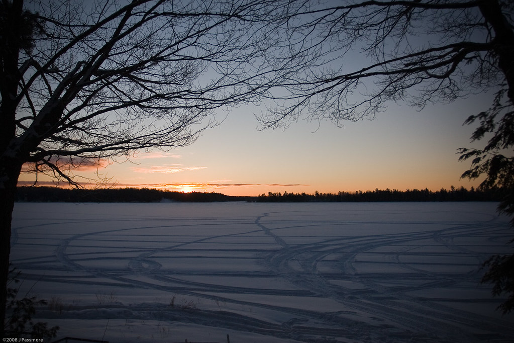 Sunrise over Sugar Camp Lake, Wisconsin Canon EOS 30D EF… Flickr