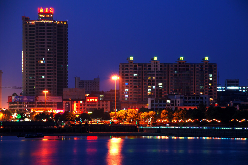 SouthLake Apartment Buildings Apartments buildings like th… Flickr