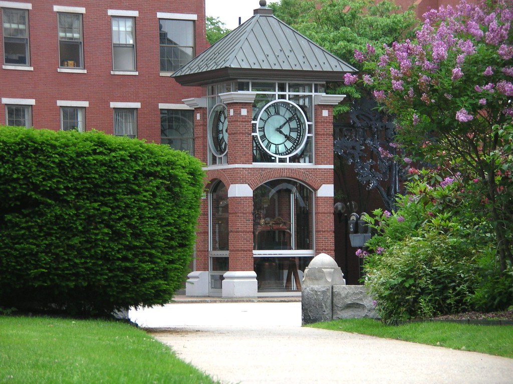 A day in downtown Concord, NH The Clock Tower at Eagle Squ… Flickr
