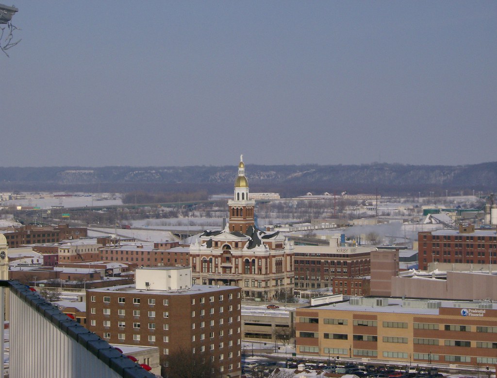 Dubuque County Courthouse Dubuque County Courthouse from F… Flickr