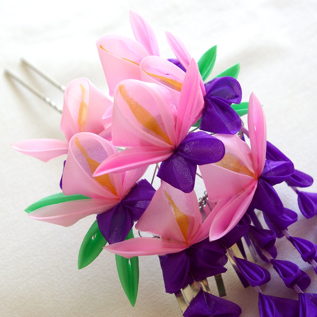 Tsumami Kanzashi for MaikoWisteria [ATELIER KANAWA'S TSUM… Flickr