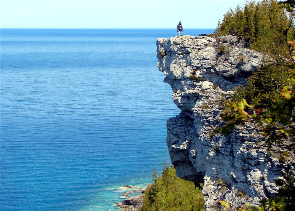 Lions Head Lookout Closer view of the lookout, you can see… Flickr