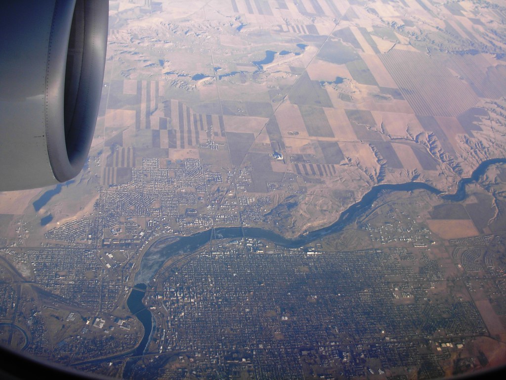 Great Falls, Montana and Missouri River The city lies at t… Flickr