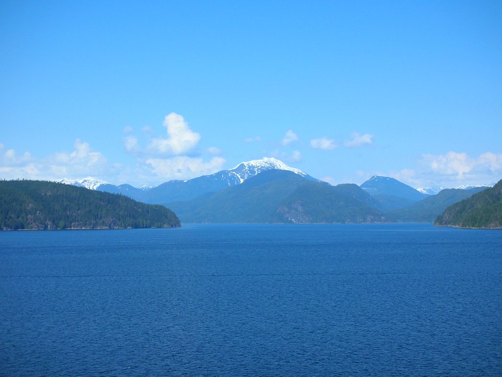 Inside Passage Island Crusing through the Inside Passage i… Flickr