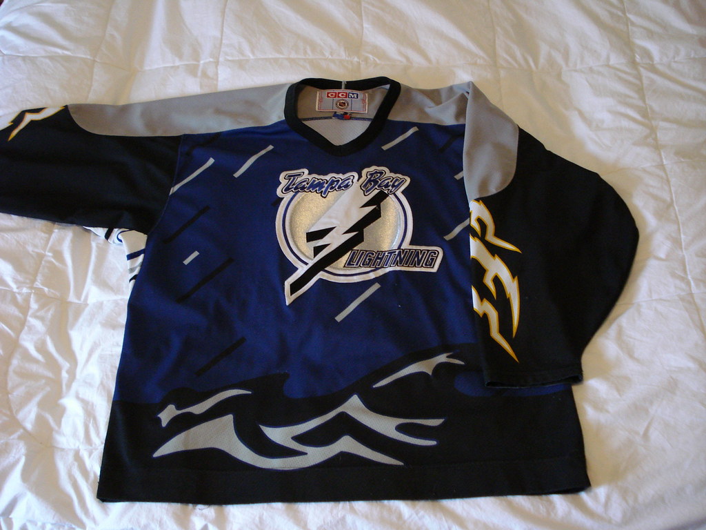 Tampa Bay Lightning (alt) Second jersey I ever owned. I lo… Flickr
