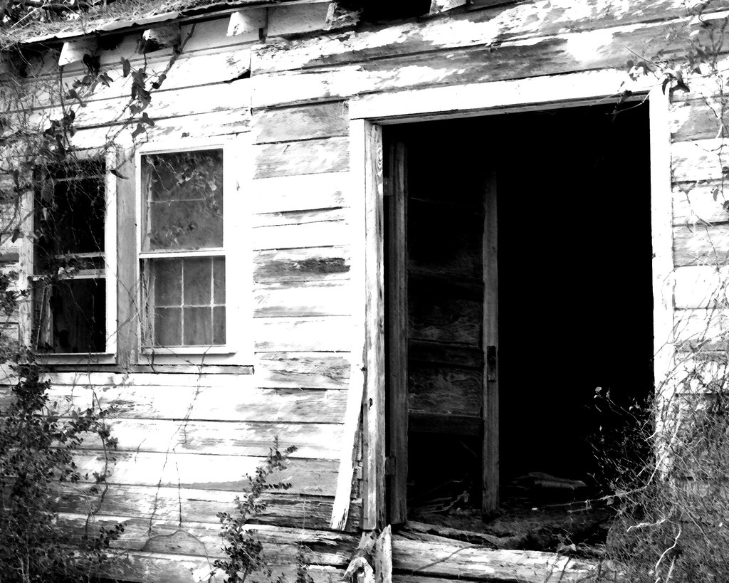MJ 64 Abandoned house near Monkey Junction Wilmington NC