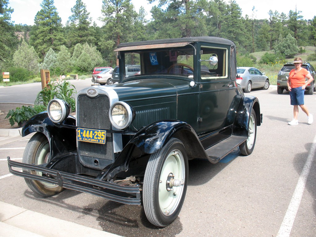 vintage cars on the road 1928 Chevrolet at Chimney Rock,… Flickr