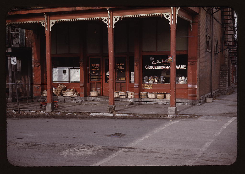 [Grocery store, Mt. Orab, Ohio, Route 74] (LOC) Vachon, Jo… Flickr