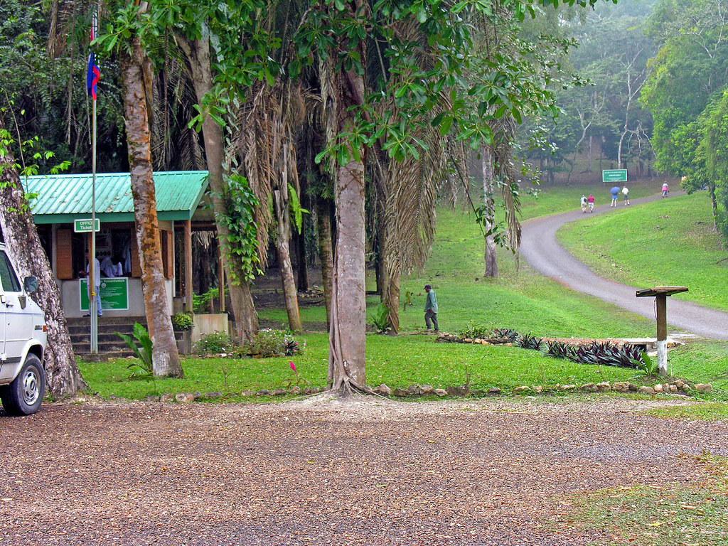 Belize1181 Xunantunich This is the entrance to Xunantun… Flickr