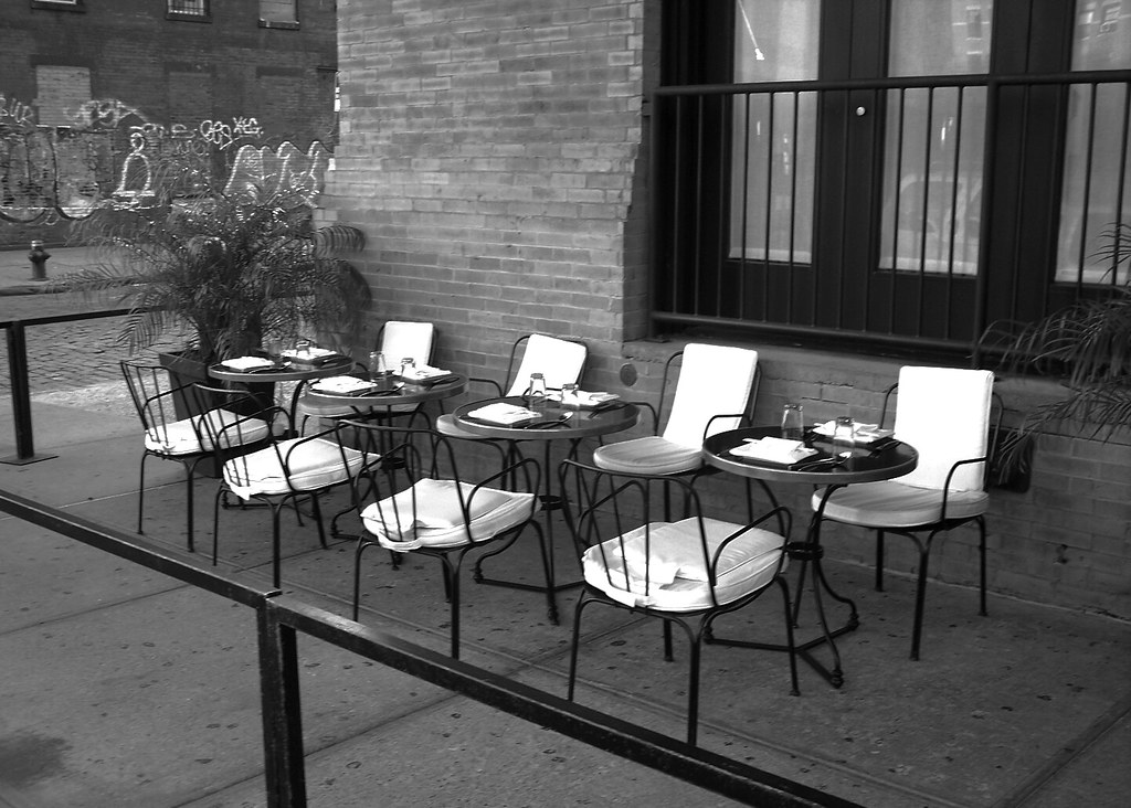 .more dining..... My collection of outdoor dining in the M… Flickr