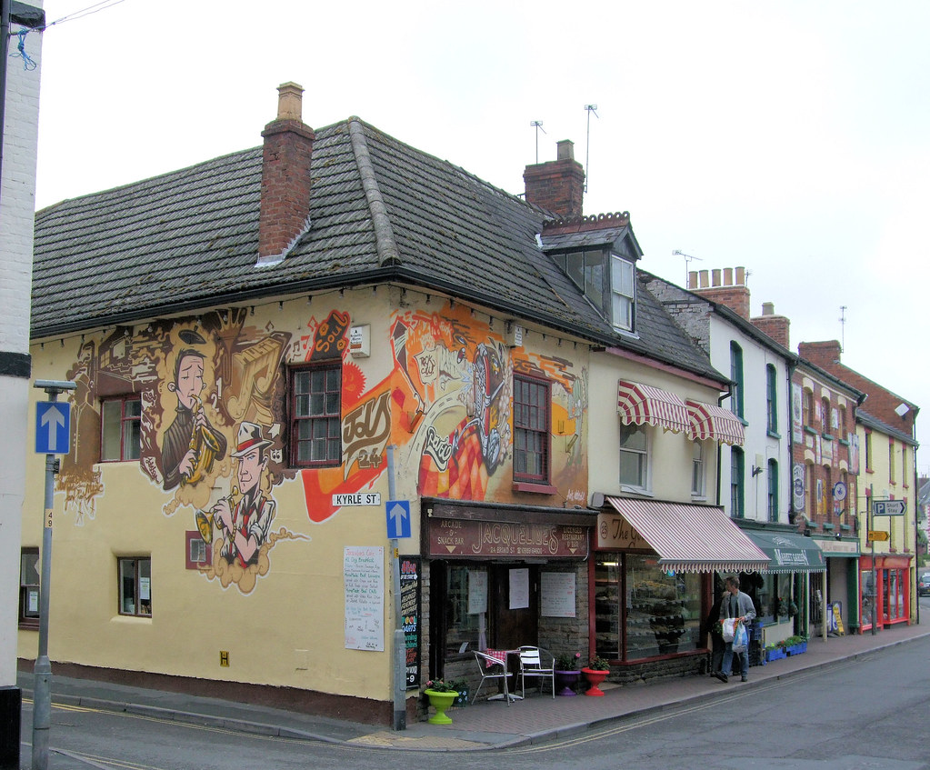Jacqueline's Restaurant & Bar, RossonWye. Jim Linwood Flickr