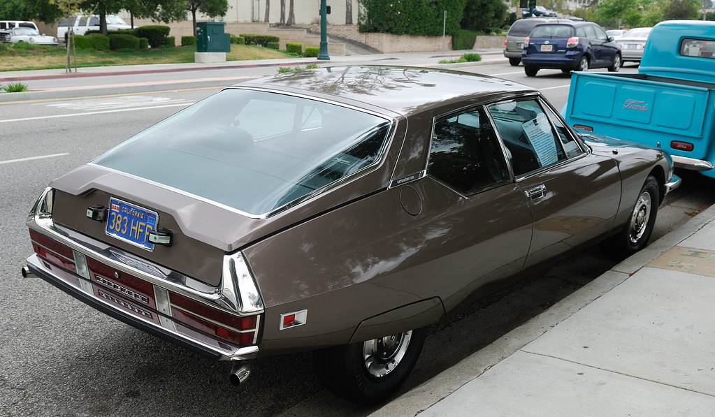 Thousand Oaks Auto Show 4.19.08 I used to own one just lik… Flickr