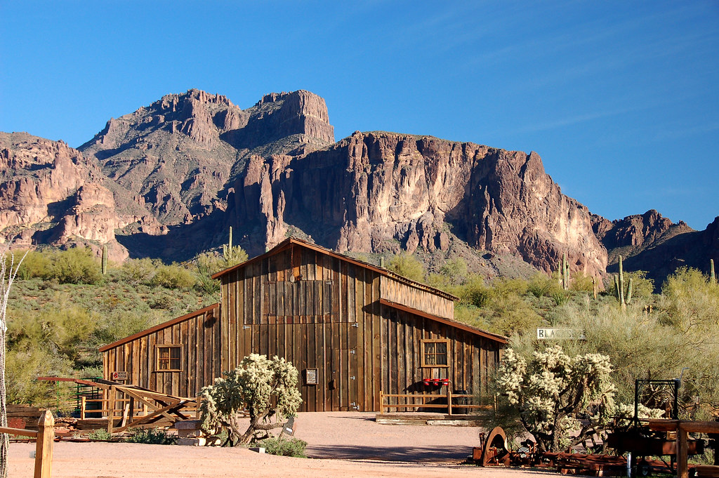 Apache Trail Superstition Barn DevonshireMedia Flickr