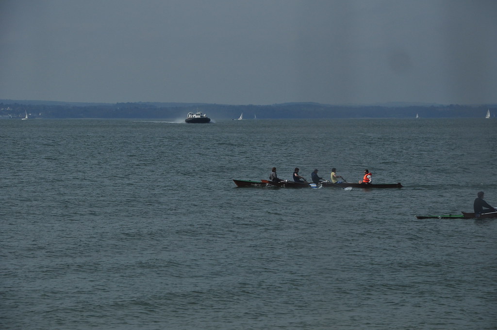 Sunset at Bracklesham Bay Bracklesham Bay is a coastal bay… Flickr