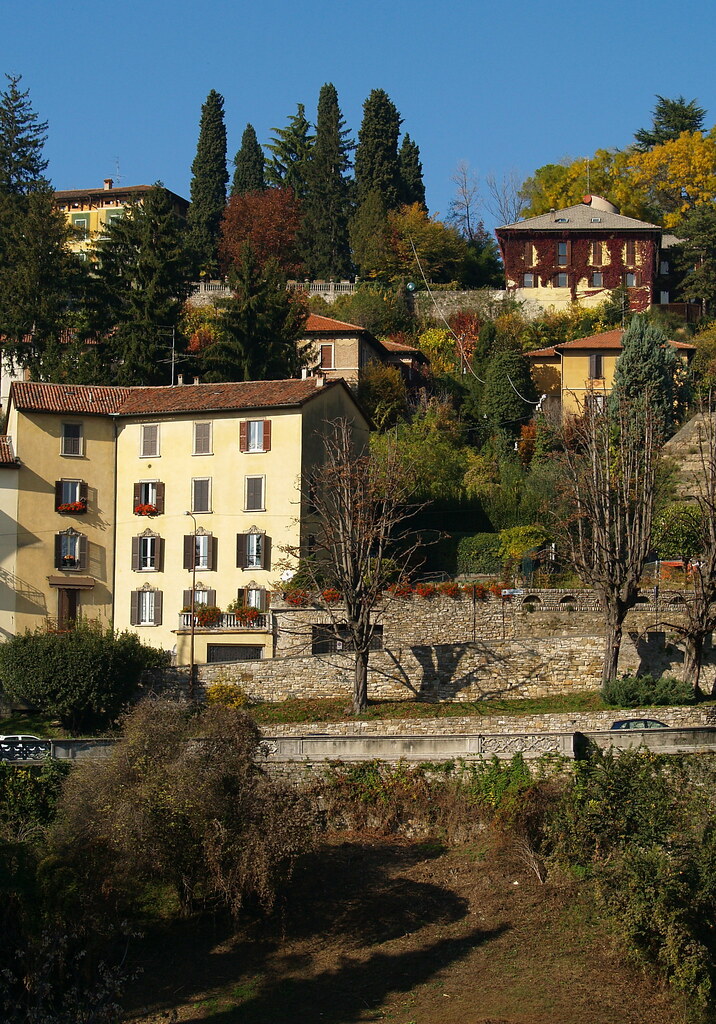 Citta alta Some houses in "citta alta", Bergamo, Italy. Be… Flickr