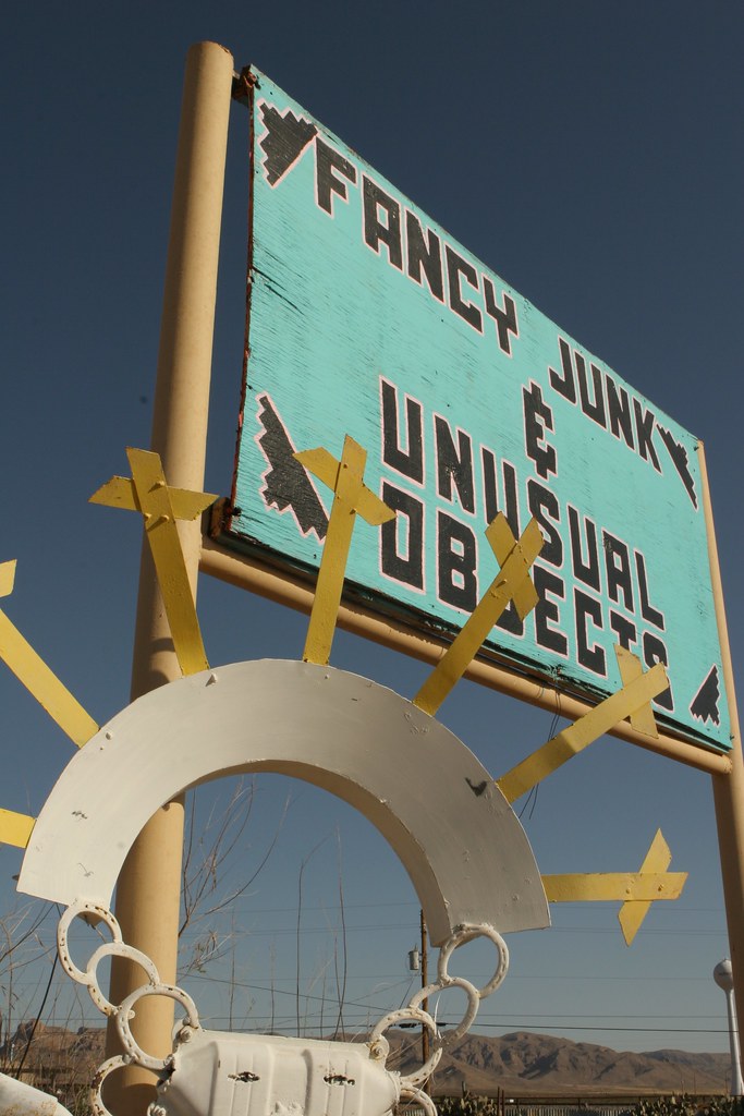 Fancy Junk, Van Horn, TX Fancy Junk Sculpture—Gerald Scott… Flickr