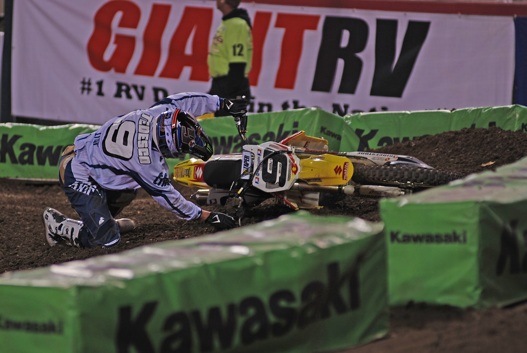 Ivan Tedesco Crash at Anaheim 3 Ivan takes a spill Jeff Huffman