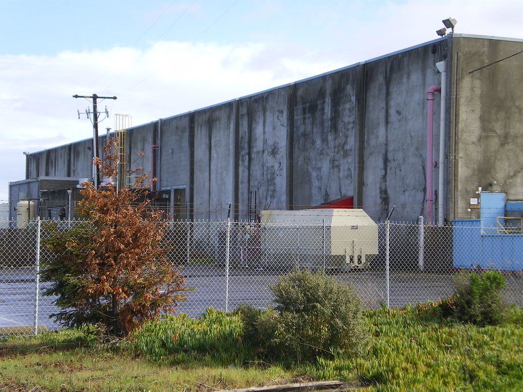 Graham Packaging, Richmond CA Graham Packaging west wall Flickr