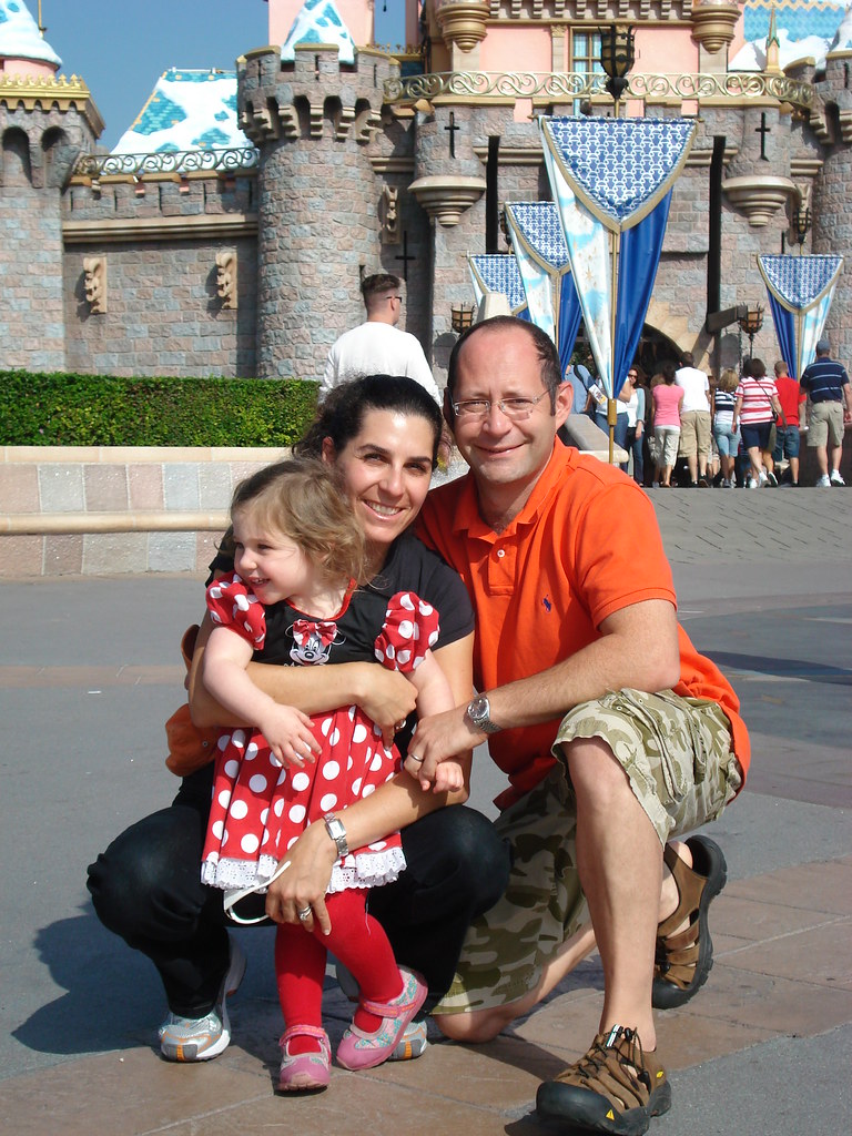 Sergo, Tamar and Rose Disneyland The BicasDolgen Family… Flickr