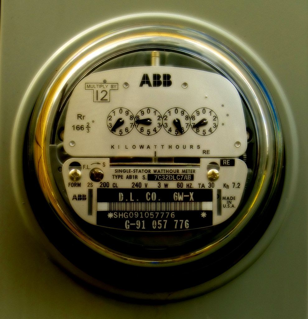 A Duquesne Light meter on the side of my house. I tweaked… Flickr