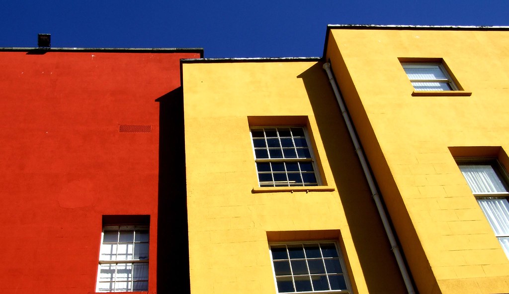 Red and yellow buildings in Dublin Castle Coloured buildin… Flickr