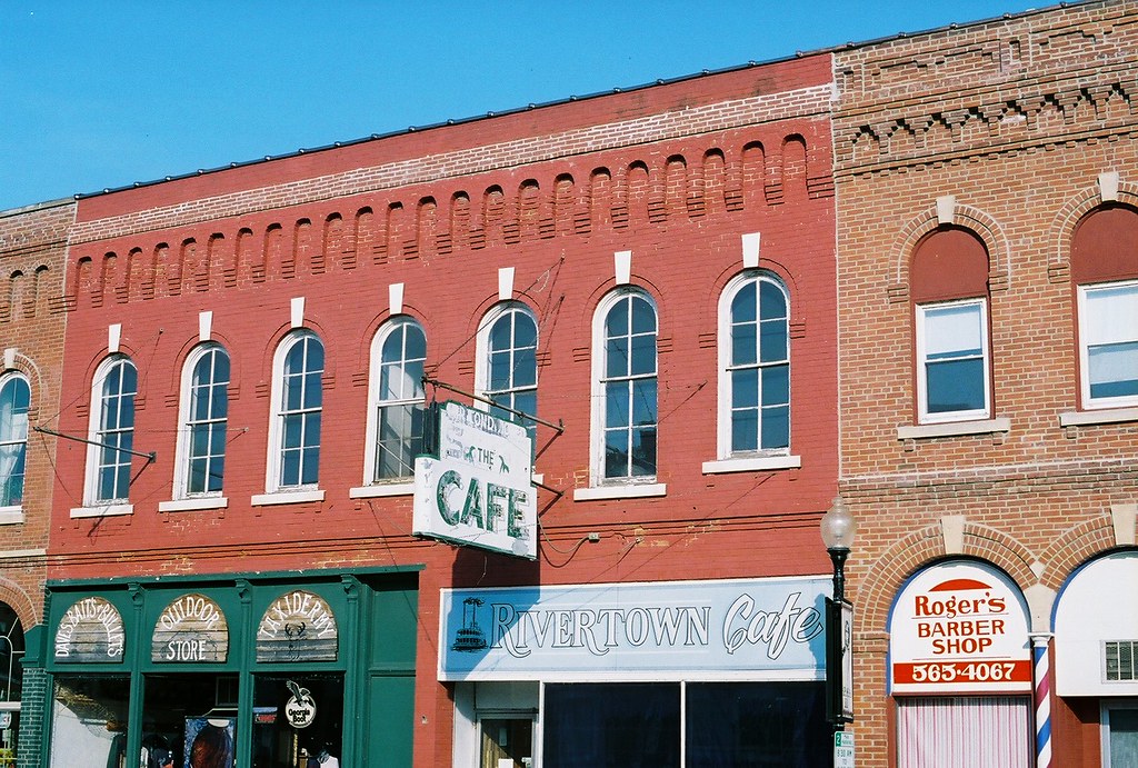 downtown wabasha, mn seen on 2007 Lake Pepin 3Speed Tour.… Flickr