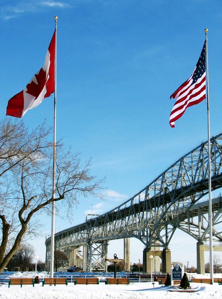Blue Water Bridge Area Port Huron, Michgan, USA The flag… Flickr